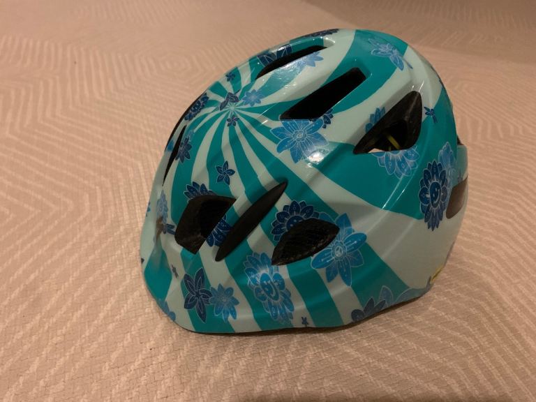 Specialised toddler bike helmet