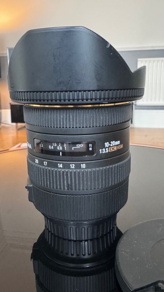 Sigma 10-20mm f/3.5 EX DC HSM wide angle - Canon EF-S Fit. £160 