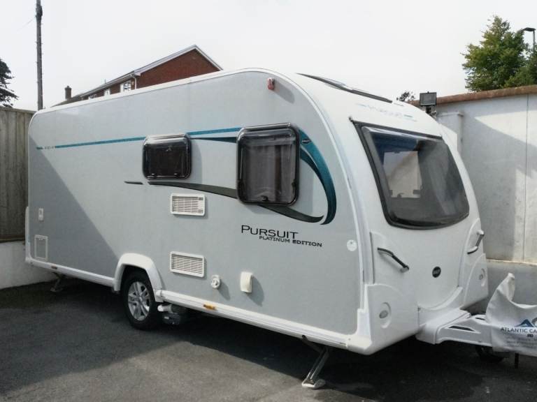 Bailey Pursuit Platinum Edition 430/4 birth 2014 plus 2 awnings 