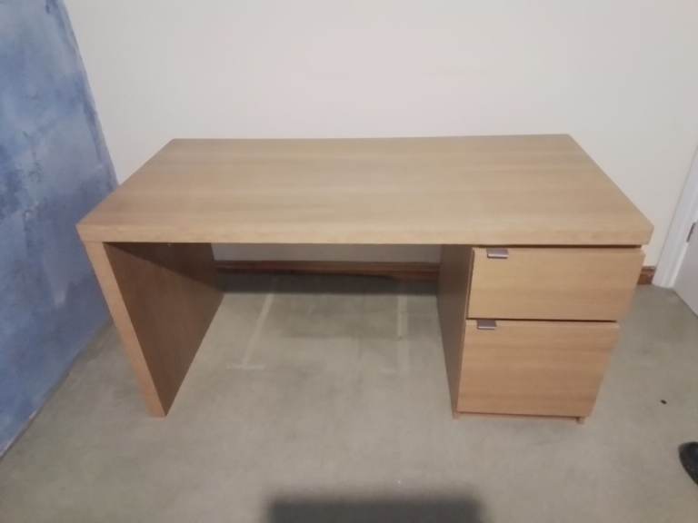 Home/office work desk.