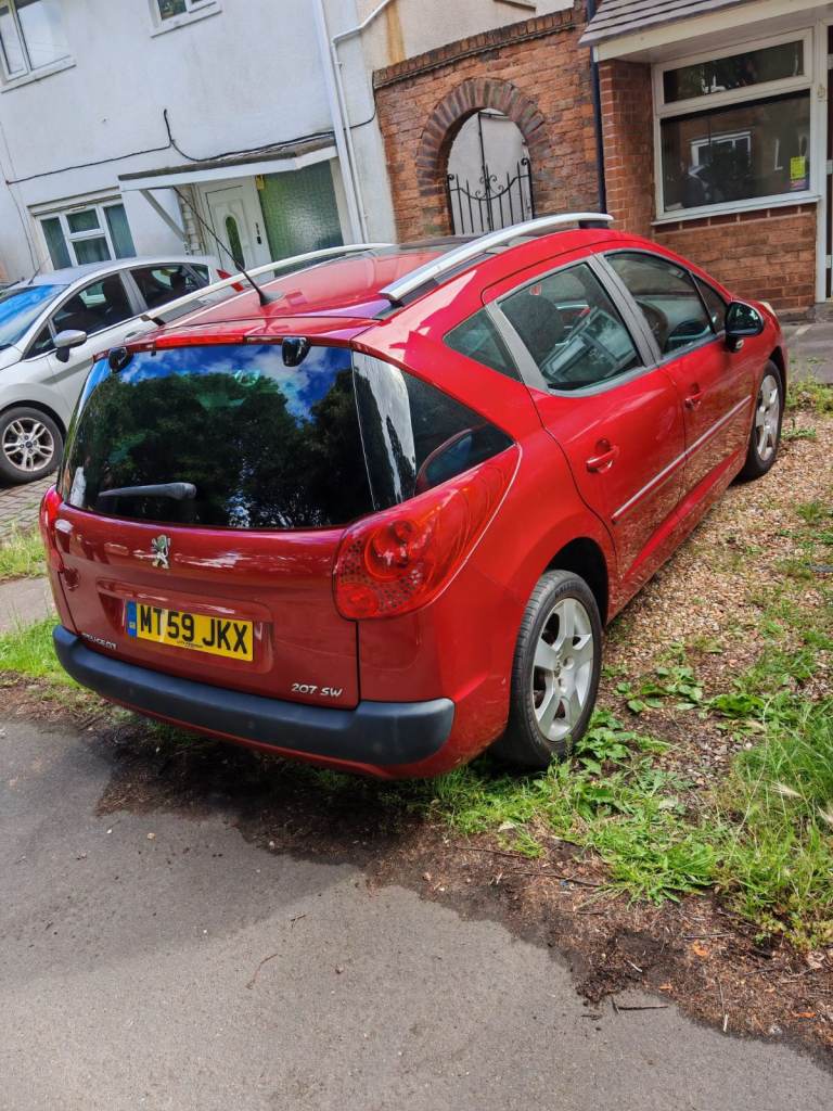 2009 (59) Peugeot 207 Petrol (Red) – Panoramic Roof -Spares or Repair