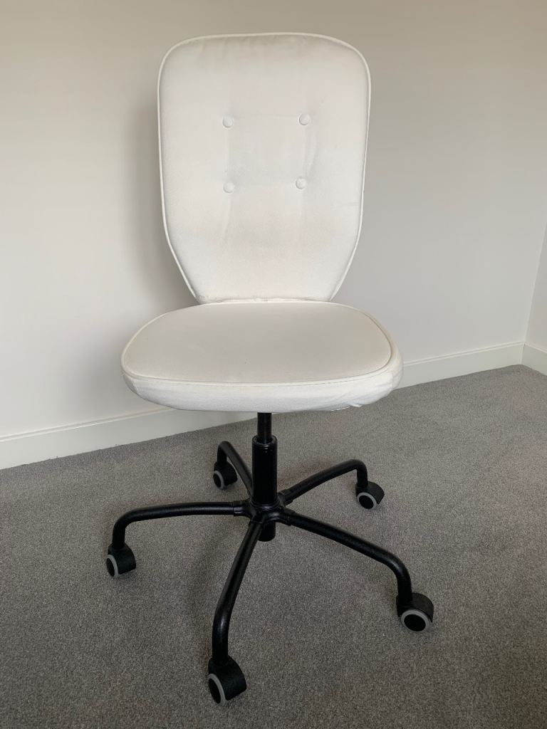 White IKEA Office Chair on Wheels – Good Condition