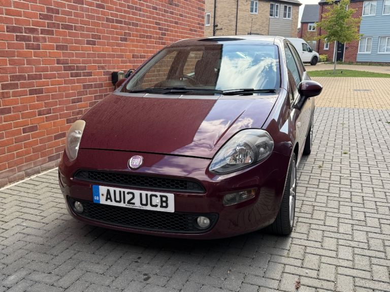 Fiat, PUNTO, Hatchback, 2012, Manual, 1368 (cc), 5 doors