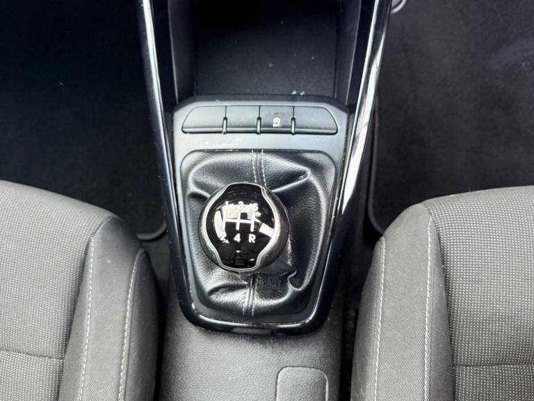 2017 Kia Rio 1.25 2 5dr HATCHBACK PETROL Manual