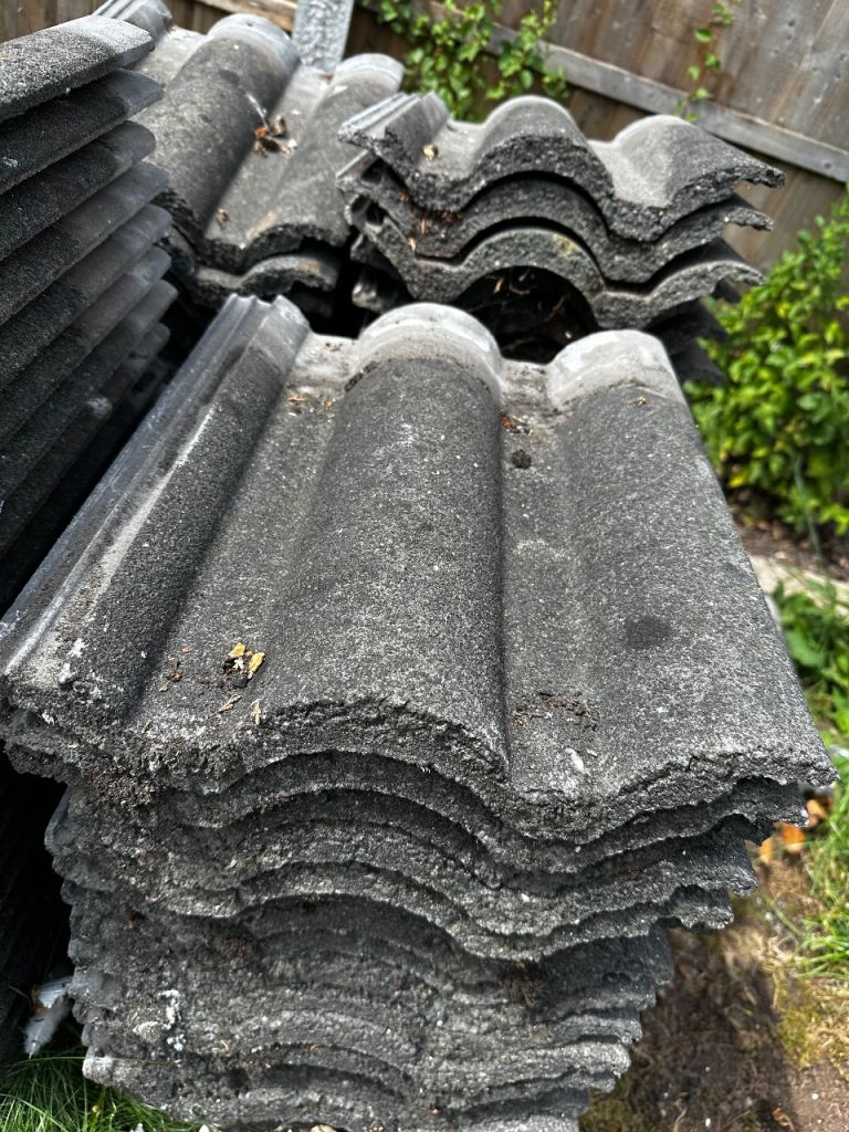 Used Concrete Roof Tiles – Good for Repairs