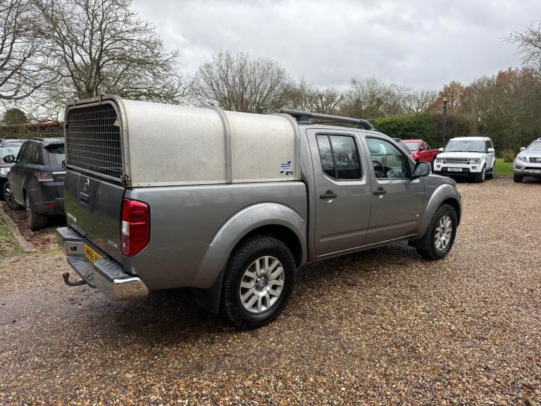 2015 Nissan Navara Double Cab Pick Up Outlaw 3.0dCi V6 231 4WD Auto PICK UP Diesel Automatic