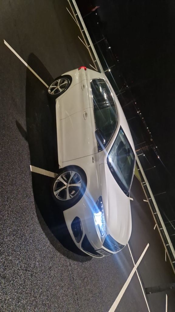 Peugeot, 308, Hatchback, 2017, Manual, 1560 (cc), 5 doors