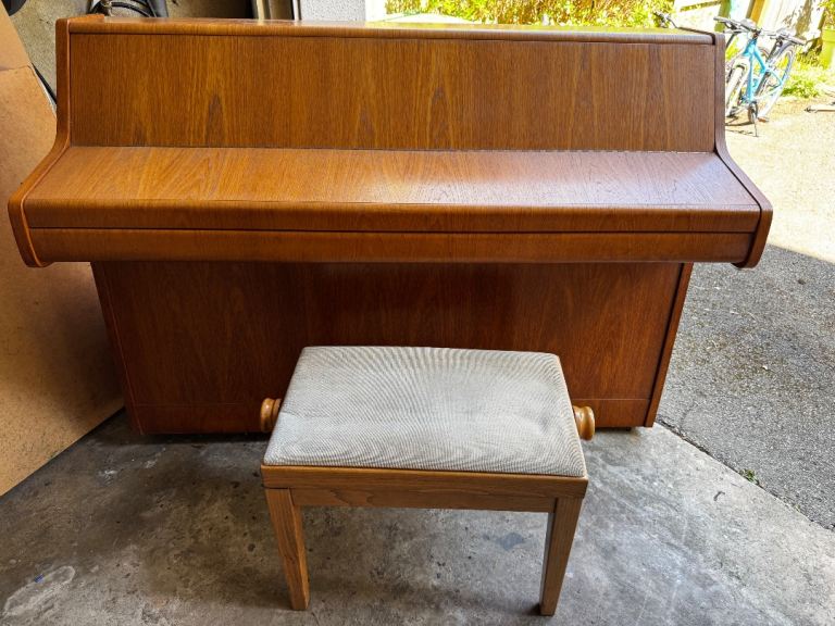 Free Piano