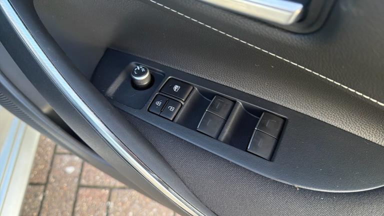 2020 Toyota Corolla 1.8 VVT-i Hybrid Icon Tech 5dr CVT Hybrid Estate Estate Hybrid Automatic