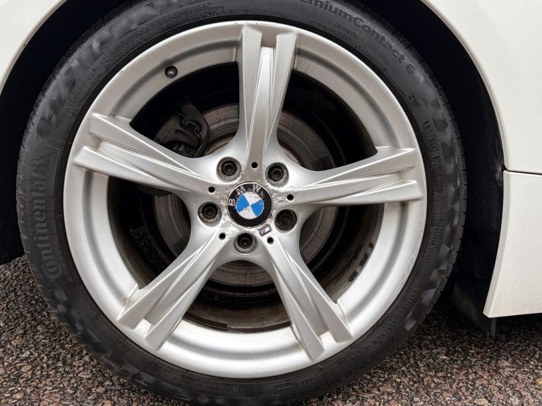 BMW Z4 2.0 Z4 sDrive20i M Sport Roadster 2013