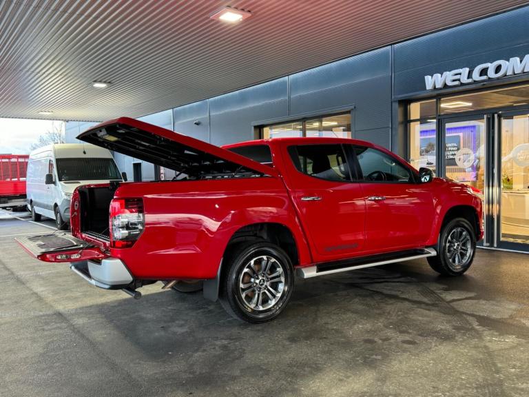 2020 Mitsubishi L200 Double Cab DI-D 150 Warrior 4WD Auto PICK UP DIESEL Automatic