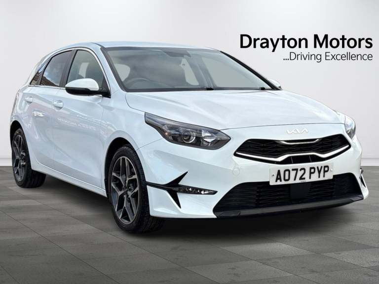 2022 Kia Ceed 1.5 T Gdi 3 Hatchback 5dr Petrol Manual Euro 6 (s/s) (158 Bhp) HATCHBACK Petrol Manual