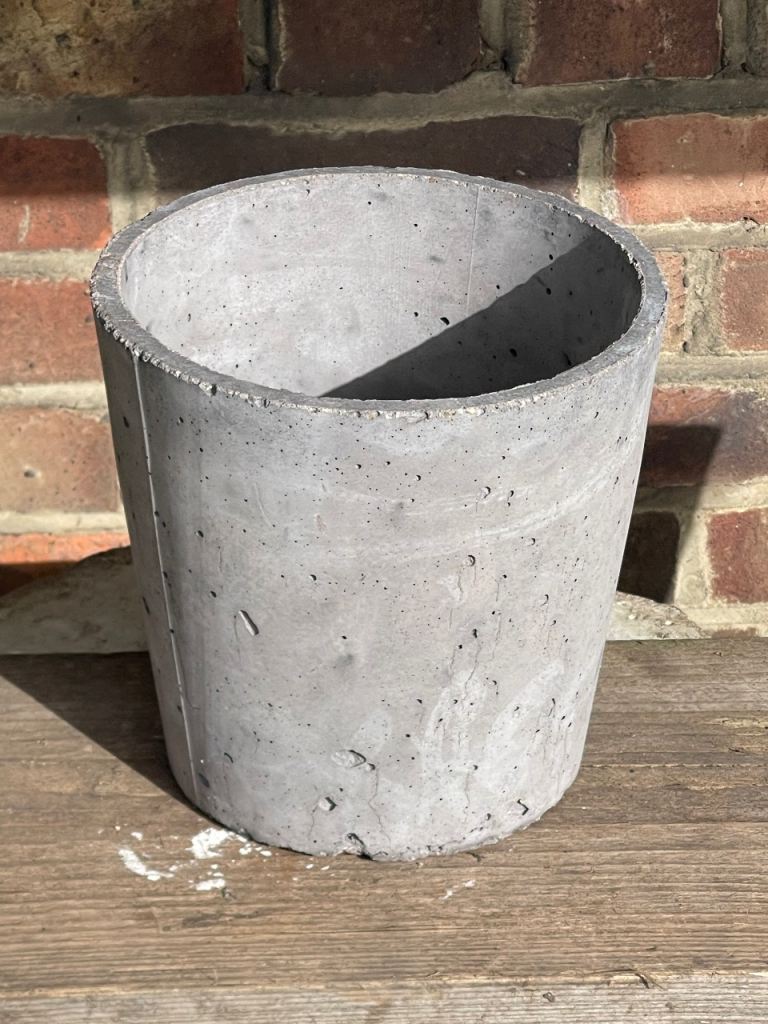 Gmtrx 216 mm dark grey concrete pot 