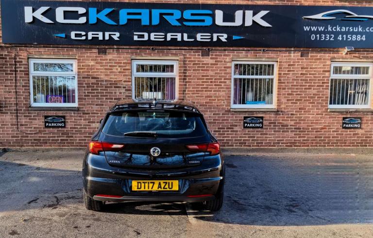 2017 Vauxhall Astra 1.4 Astra Elite Nav T 5dr - Full Service History - High Spec! Hatchback Petro...