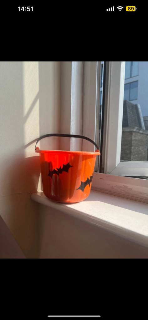Halloween bucket 