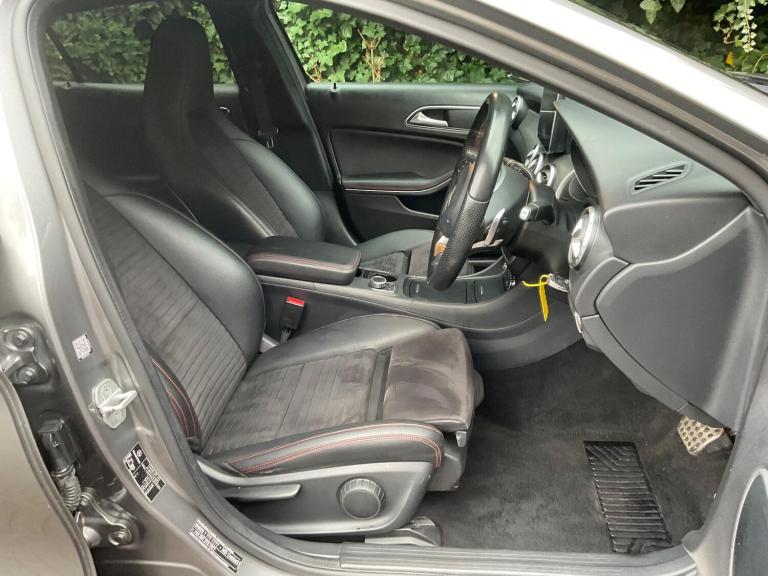 2015 Mercedes-Benz GLA 2.1 GLA220d AMG Line 7G-DCT 4MATIC Euro 6 (s/s) 5dr ESTATE Diesel Automatic