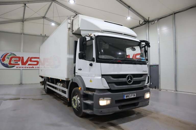 2013 (13 PLATE) Mercedes Benz AXOR 1823 4x2 Euro 6 Refrigerated