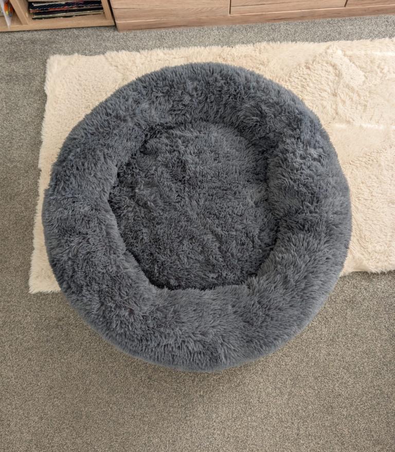 Donut Dog Bed-Bunty make