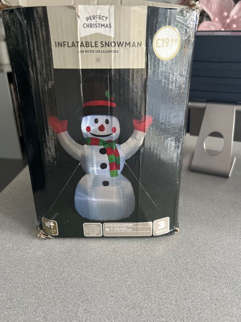Inflatable snowman