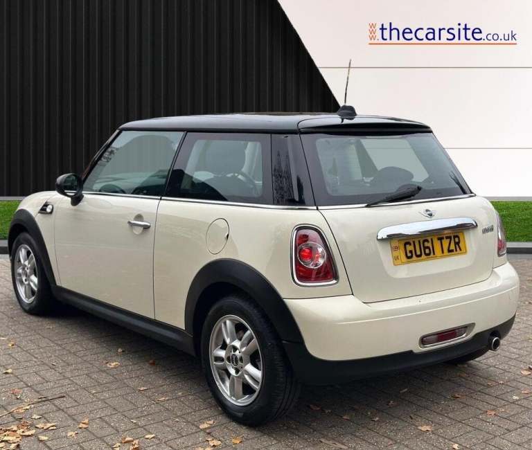 2011 MINI Hatch 1.6 Cooper Euro 5 (s/s) 3dr HATCHBACK Petrol Manual