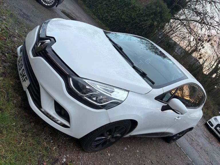 Renault, CLIO, Hatchback, 2019, Manual, 1461 (cc), 5 doors