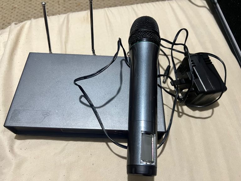 SENNHEISER G2 EW100 MICROPHONE SET
