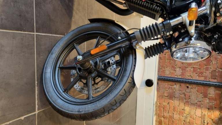 Royal Enfield Continental GT