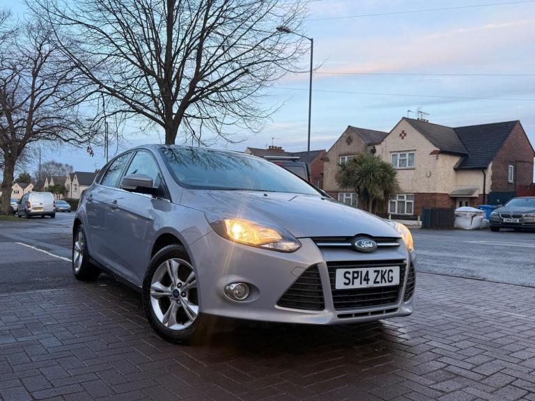  Ford Focus 1.0T EcoBoost Zetec Euro 5 (s/s) 5dr Petrol Manual