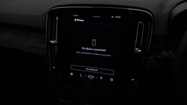 2025 Volvo EC40 Single Motor Extended Range 78kWh Plus SUV 5dr Electric Auto (252 ps) ESTATE Elec...