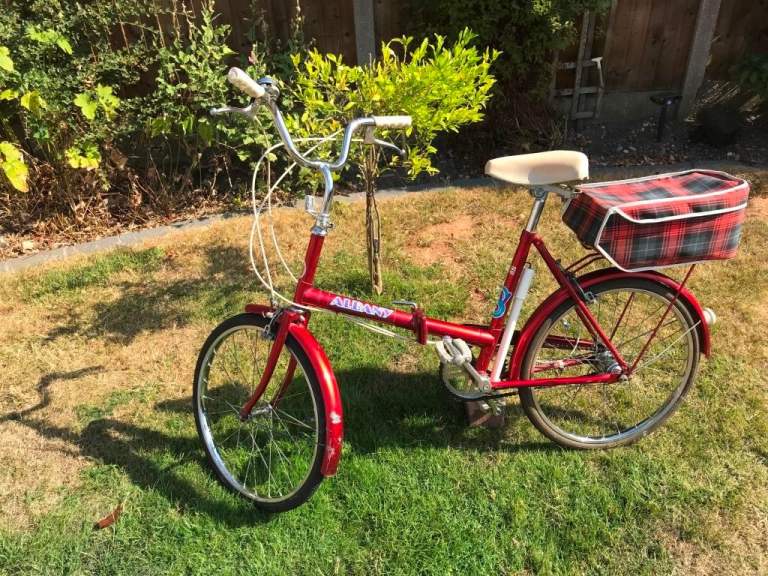 Vintage Marlboro Apollo 20 inch Folding Bike