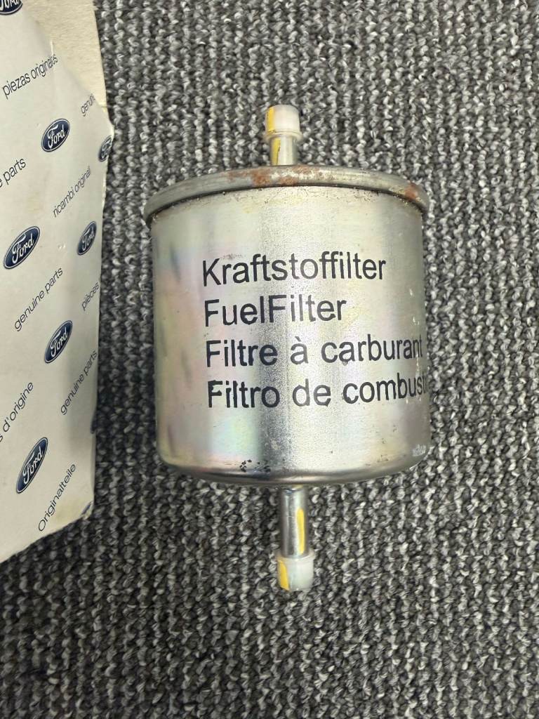 Genuine Ford Petrol Fuel Filter for Fiesta Mondeo Escort XS61-9155-AB