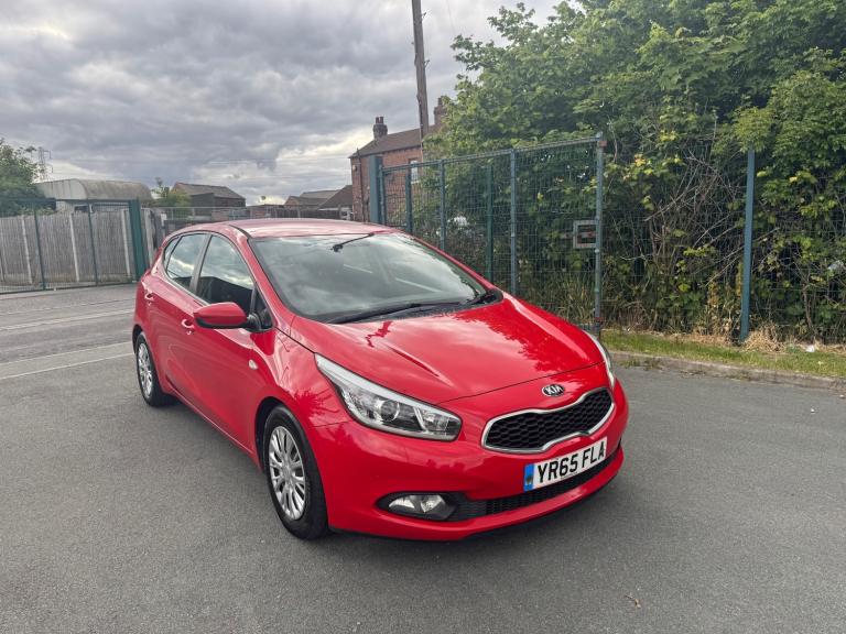 2015 Kia Ceed 1.6 CRDi 1 EcoDynamics 5dr HATCHBACK Diesel Manual