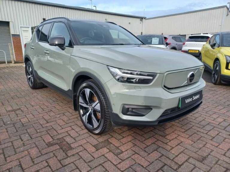 VOLVO XC40 170kW Recharge Pro 69kWh 5dr Auto