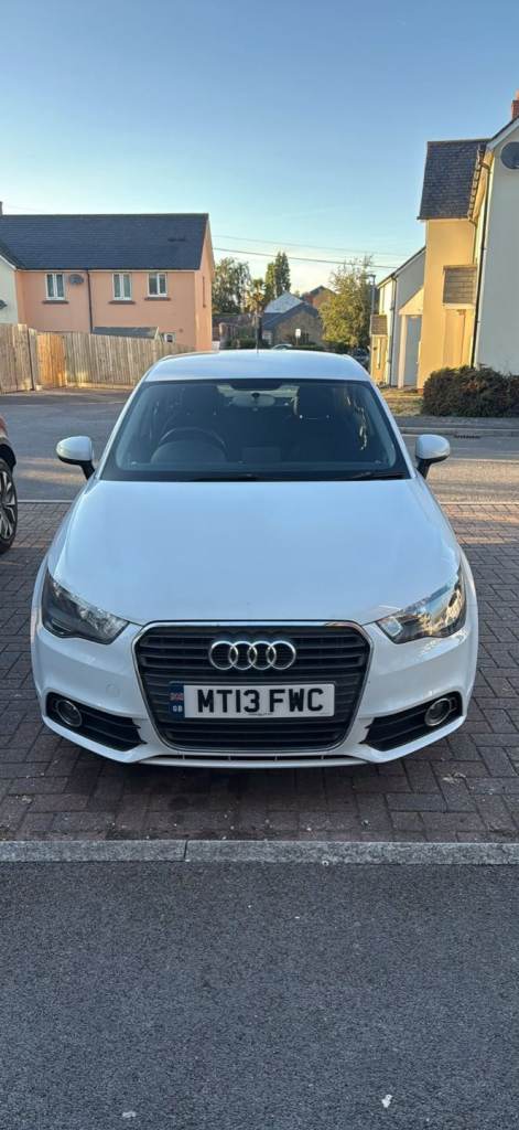Audi, A1, Hatchback, 2013, Manual, 1598 (cc), 5 doors