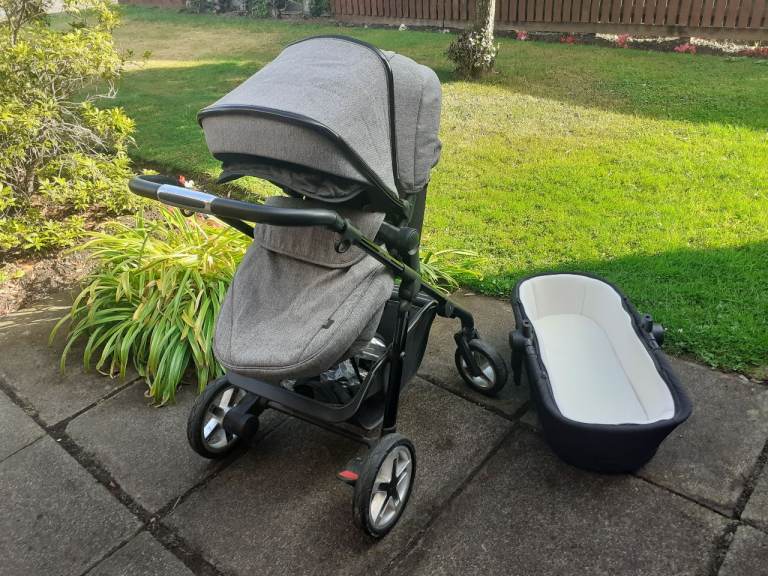 Grey Pushchair with Carrycot – Good Condition