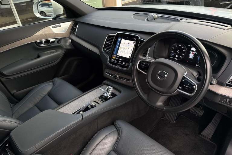 2022 Volvo XC90 2.0h T8 Recharge 18.8kWh Inscription Pro SUV 5dr Petrol Plug-in Hybrid Auto ESTAT...