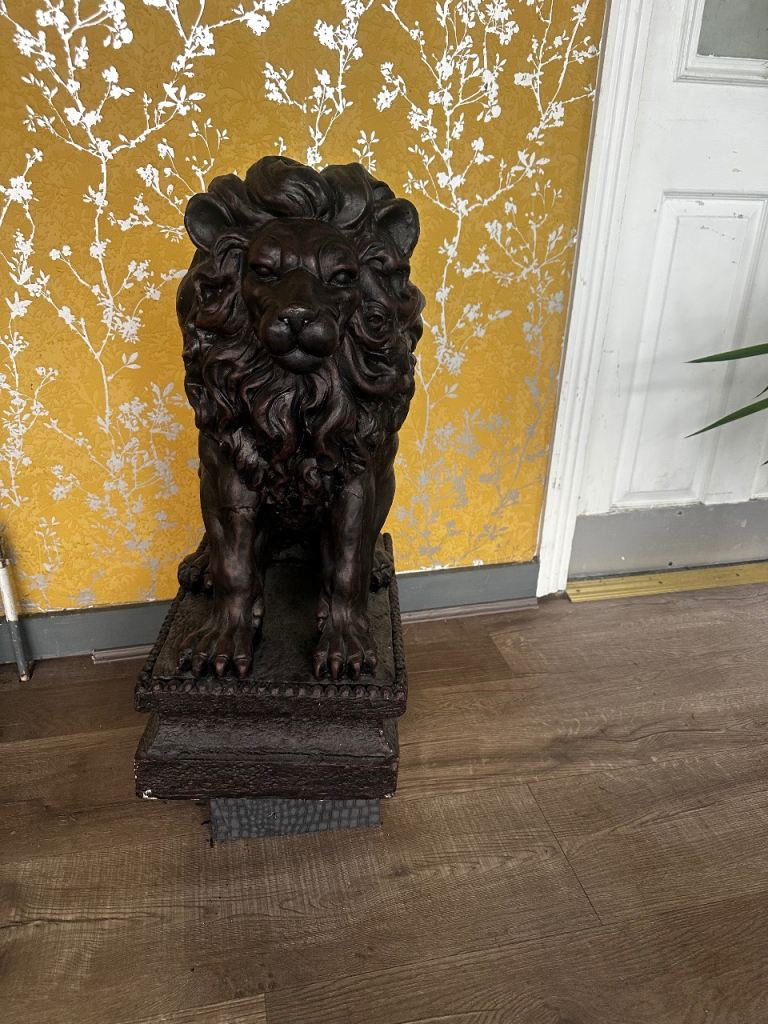 Large Black Lion Statue - Garden or Home Decor