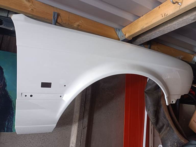 BMW E30 right front wing 