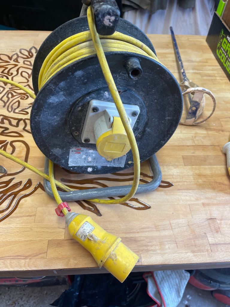 110v extension cord 