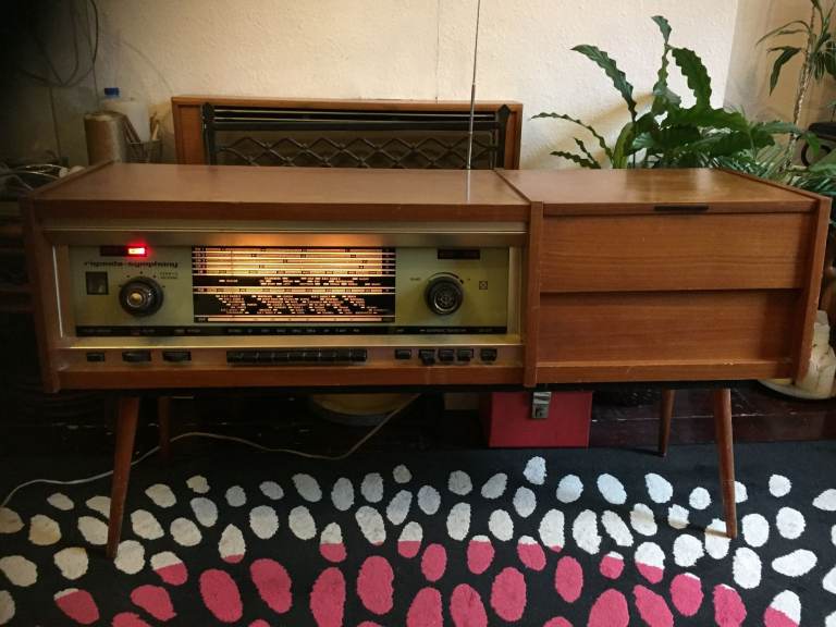 Original Rigonda Symphony RRR model stereo with speakers
