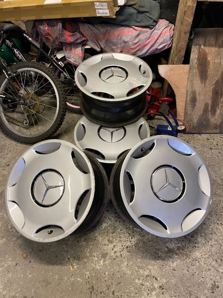 Mercedes Benz Genuine Wheel Trim with Undercoat Alloy 4 X 15’