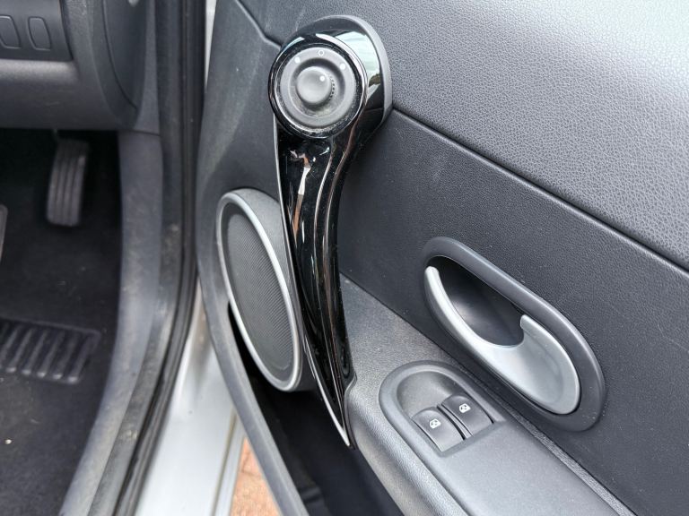 🚗 🚘 🅻🅾🅾🅺 RENAULT CLIO TOMTOM DYNAMIQUE 🔰LOW MILES! POPULAR WITH NEW DRIVERS 🔰