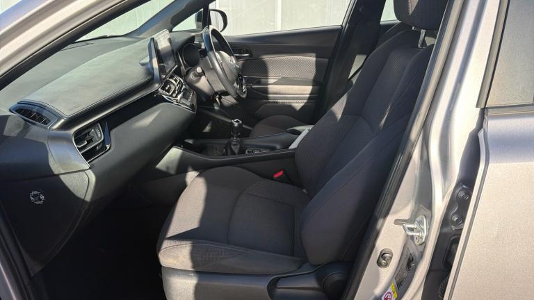 2017 Toyota C-HR 1.2T Icon 5dr Petrol Hatchback Hatchback Petrol Manual