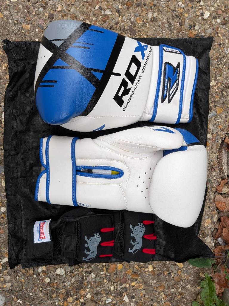 RDX Boxing Gloves and Everlast Hand Wraps – Good Condition