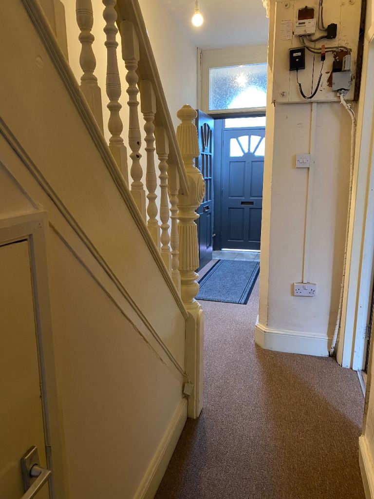 4/5 Bedroom House in Riverside for rent