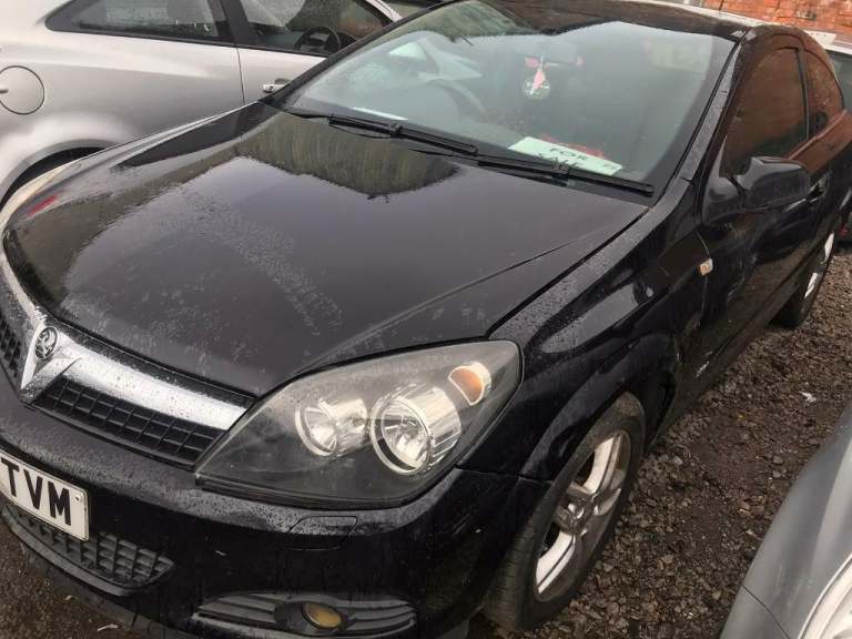 Vauxhall Astra H. Front Bumper. 3Dr model. Black 