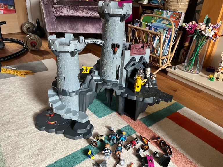 Playmobil Pirate Ship and Knights Castle bundle