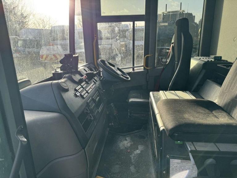 2018 MERCEDES ECONIC 1830 SKIP LOADER