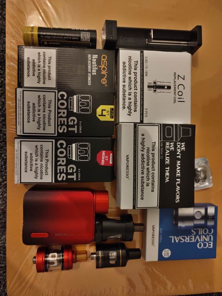 Vaporesso Vape Kit Bundle – Mod, 3 Tanks, Coils & Charger – Excellent Condition