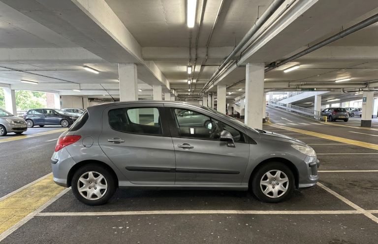 Peugeot, 308, Hatchback, 2010, Other, 1598 (cc), 5 doors